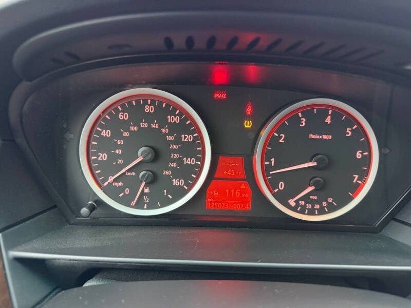 2007 BMW 5 Series 525i