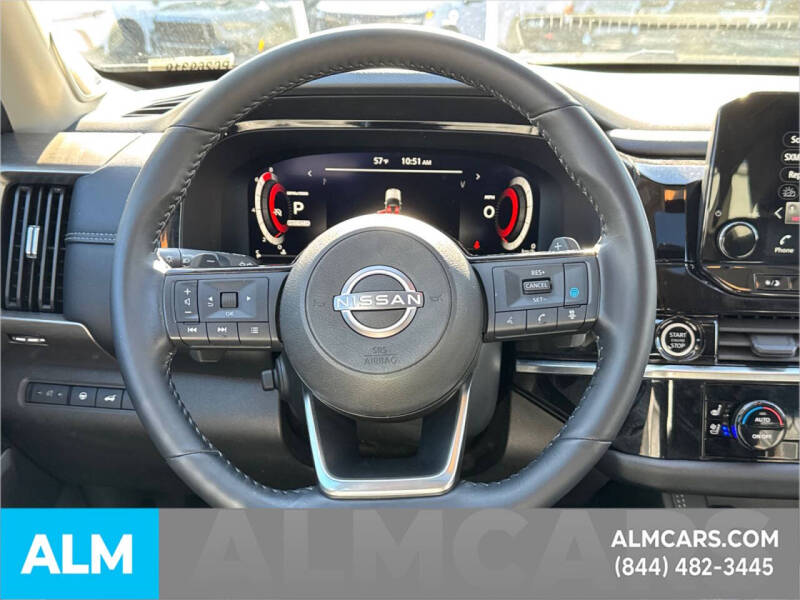 2023 Nissan Pathfinder Platinum