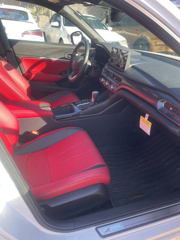 2025 Acura Integra w/A-SPEC