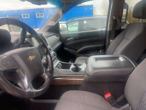 2018 Chevrolet Suburban LS