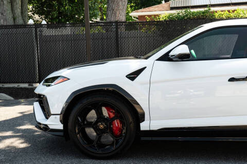 2024 Lamborghini Urus Performante