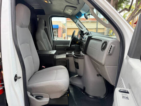 2013 Ford E-Series E-150