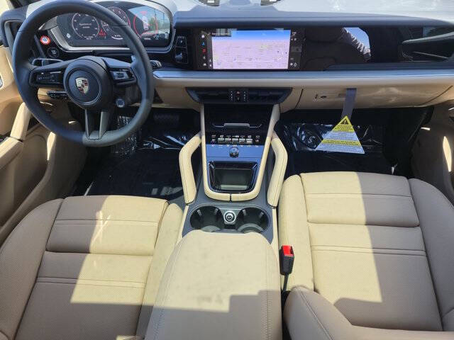 2025 Porsche Cayenne