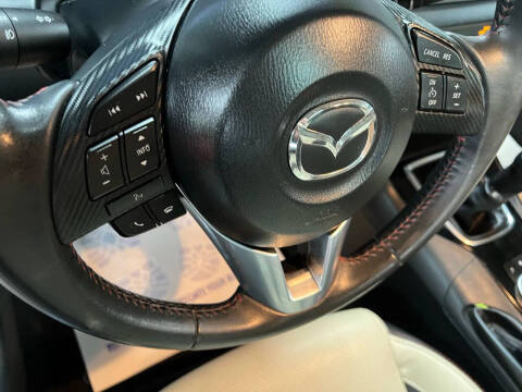 2015 Mazda MAZDA3 s Grand Touring