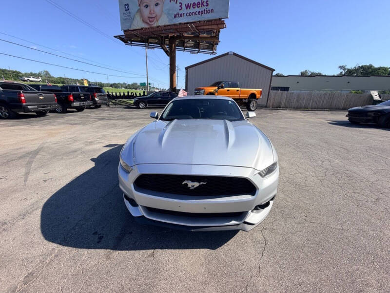 2017 Ford Mustang EcoBoost Premium