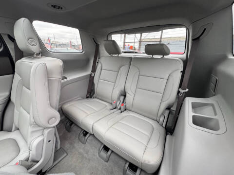 2017 GMC Acadia SLT-1