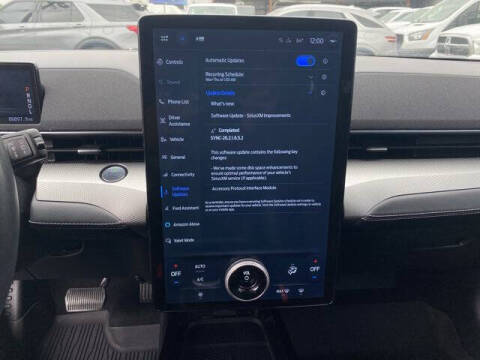 2021 Ford Mustang Mach-E Select
