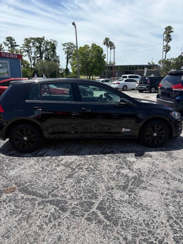 2021 Volkswagen Golf TSI