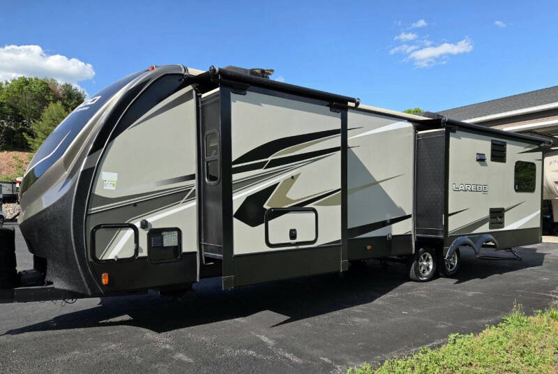 2019 Keystone RV Laredo