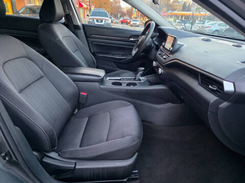 2022 Nissan Altima 2.5 S