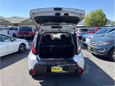 2016 Kia Soul +