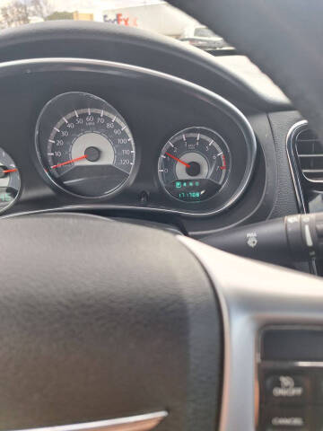 2012 Chrysler 200 Touring