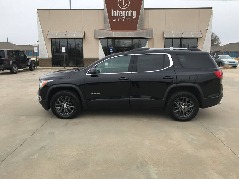 2018 GMC Acadia for sale at Integrity Auto Group in Wichita KS