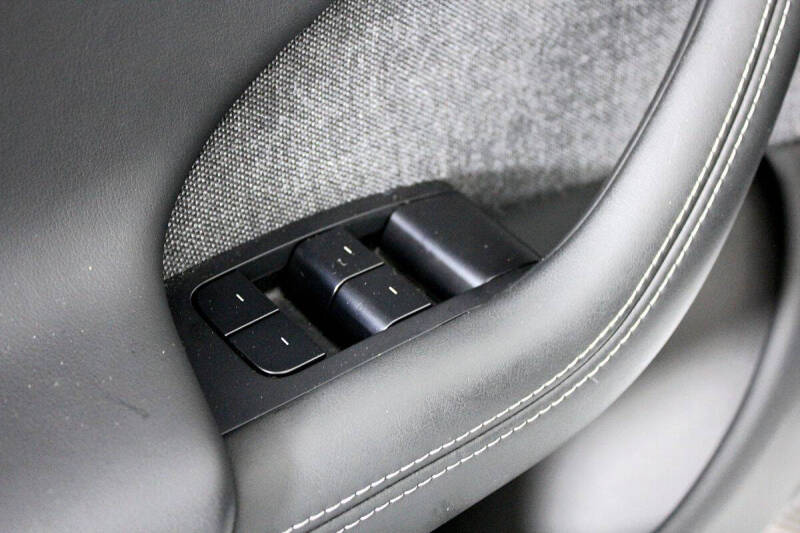 2022 Tesla Model S Plaid