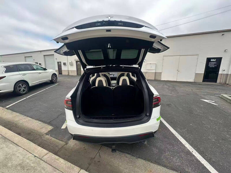 2022 Tesla Model X