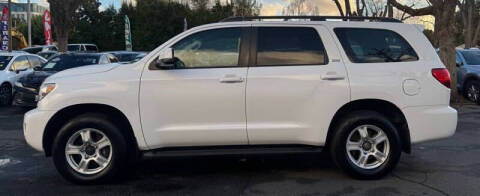 2013 Toyota Sequoia SR5