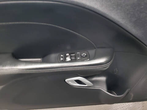 2015 Dodge Challenger SXT Plus