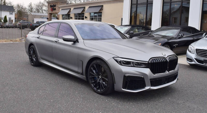 2022 BMW 7 Series M760i xDrive