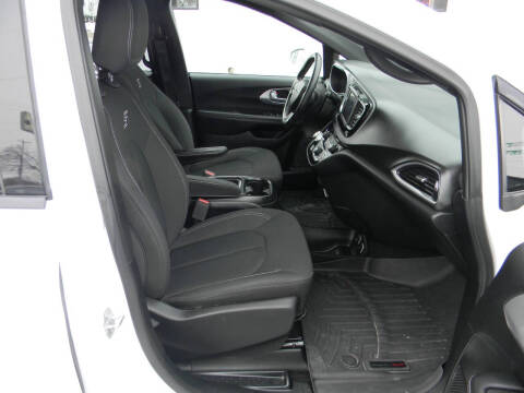 2018 Chrysler Pacifica Touring Plus