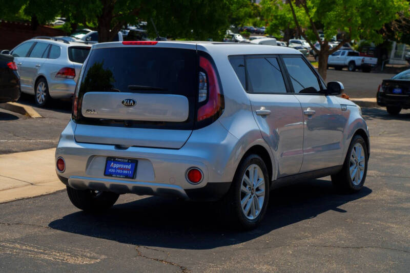 2017 Kia Soul +