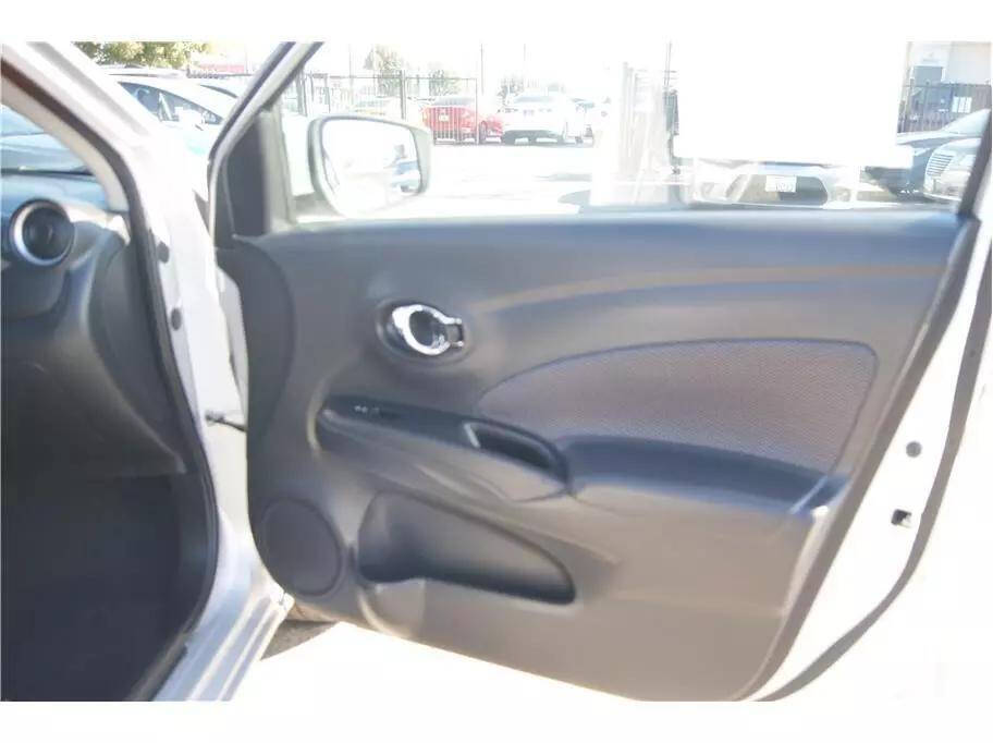 2018 Nissan Versa for sale at Auto Plaza in Fresno, CA