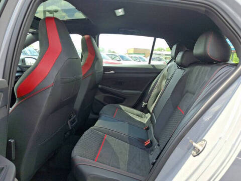 2026 Volkswagen Golf GTI SE