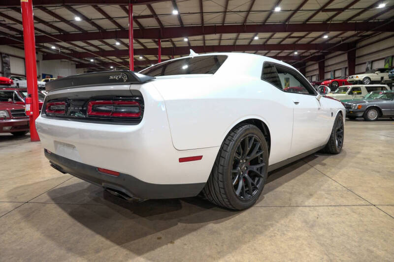 2016 Dodge Challenger SRT Hellcat