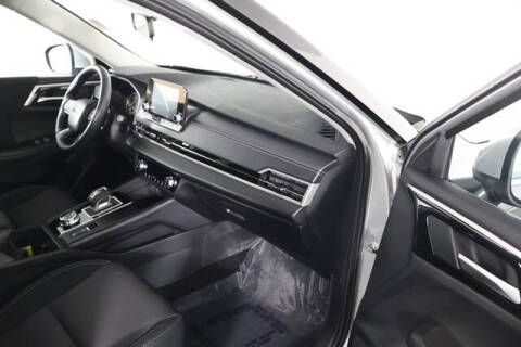 2024 Mitsubishi Outlander ES