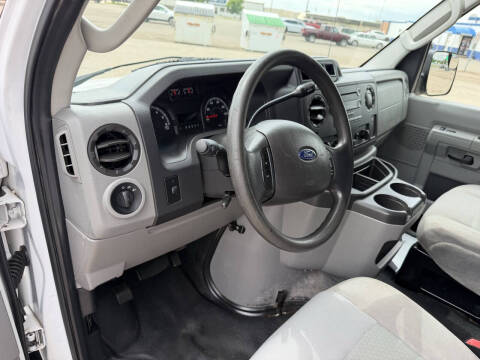 2012 Ford E-Series E-350 SD