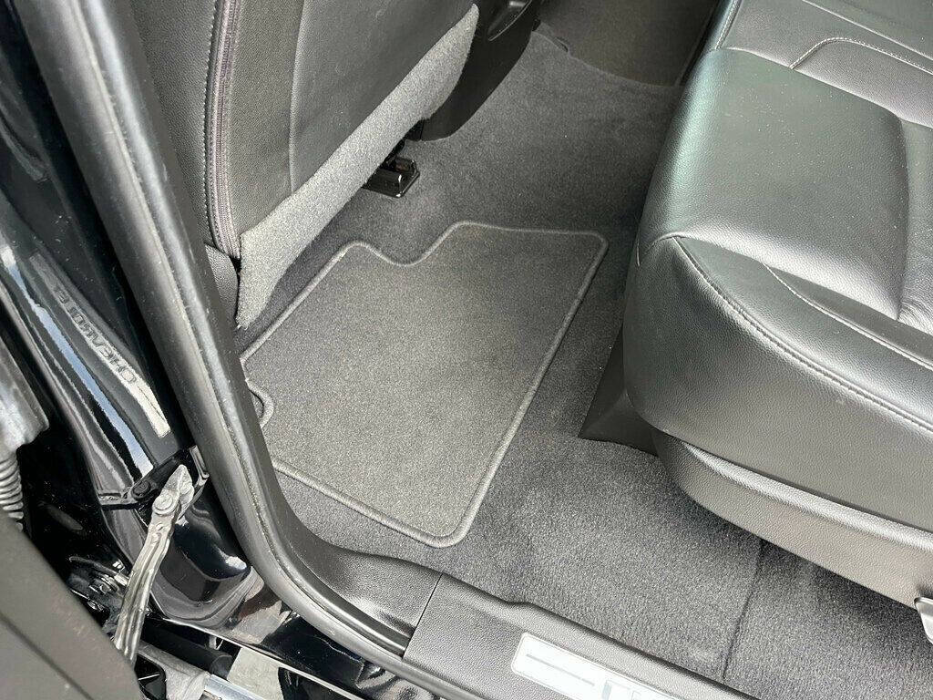 2019 Chevrolet Suburban 24