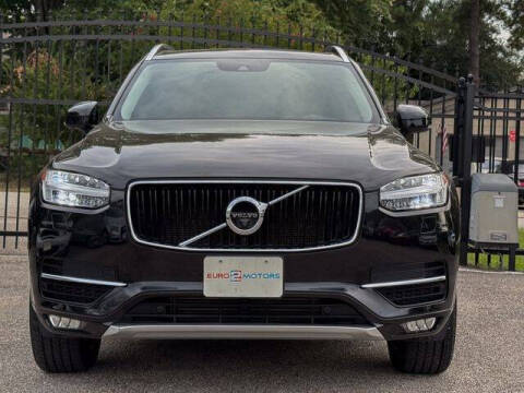 2016 Volvo XC90 T6 Momentum