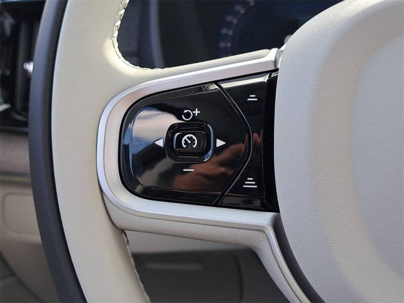 2026 Volvo XC90 B6 Ultra 7P