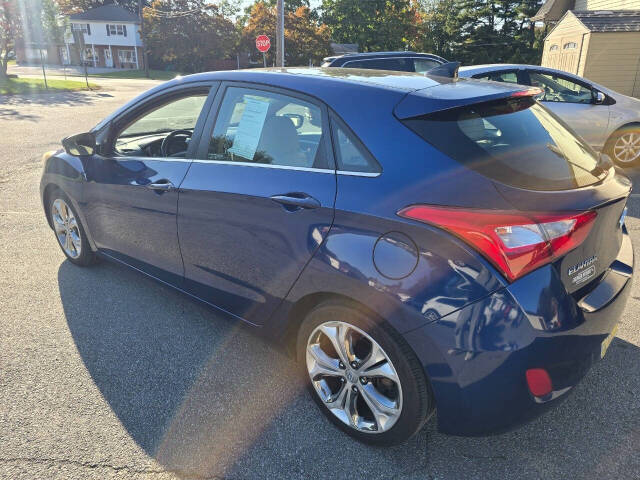 2013 Hyundai ELANTRA GT for sale at QUEENSGATE AUTO SALES in York, PA