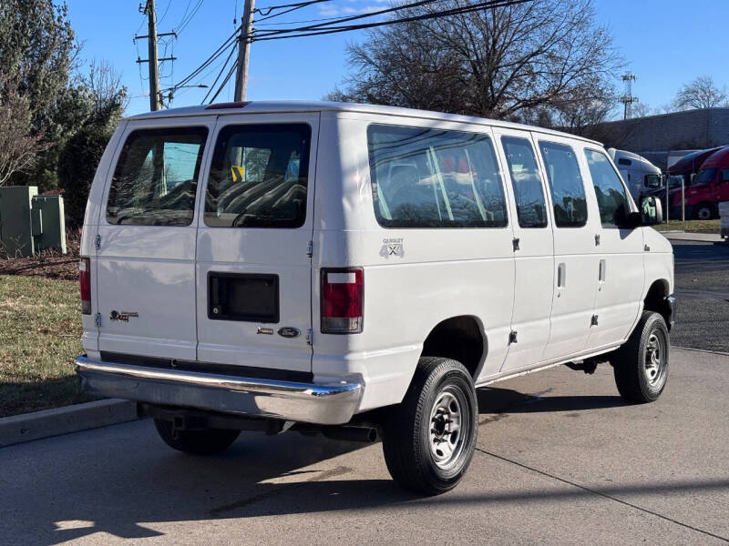 2012 Ford E-Series E-350 SD XLT