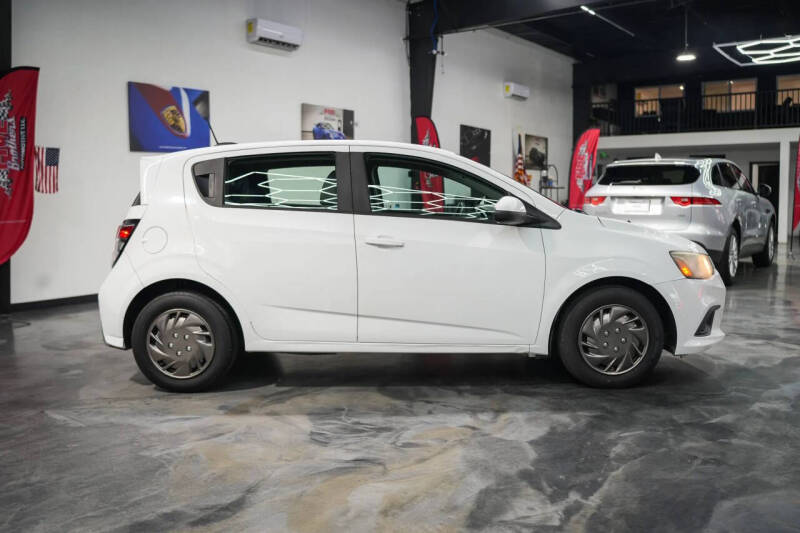 2017 Chevrolet Sonic LT Auto Fleet