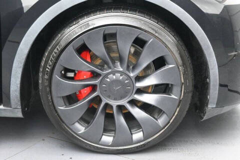 2023 Tesla Model Y Performance