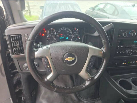 2019 Chevrolet Express 2500