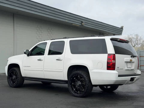 2013 Chevrolet Suburban LS