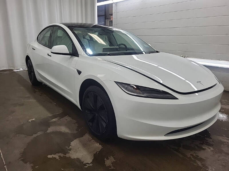 2025 Tesla Model 3 Long Range