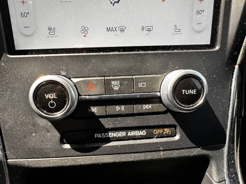 2021 Ford Edge Titanium