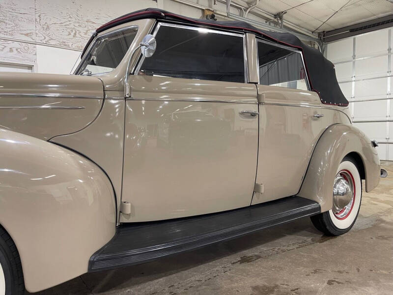 1939 Ford Deluxe