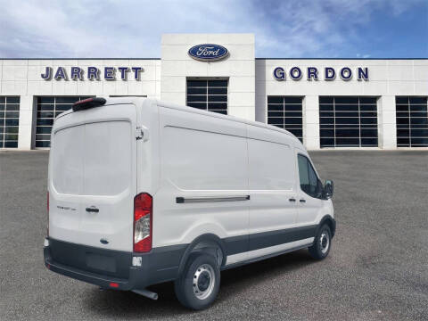 2025 Ford Transit 250