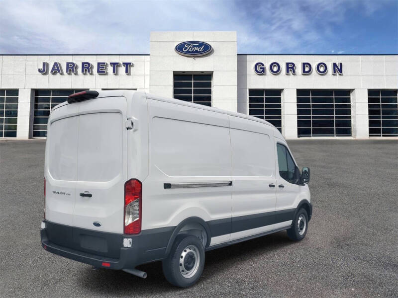 2025 Ford Transit 250