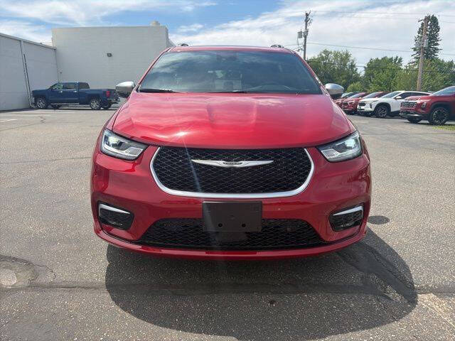 2025 Chrysler Pacifica Pinnacle