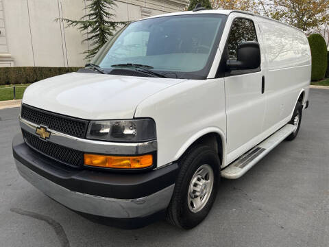 2024 Chevrolet Express 2500
