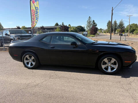 2015 Dodge Challenger SXT