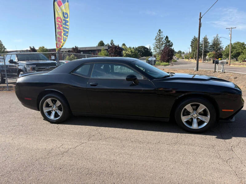 2015 Dodge Challenger SXT