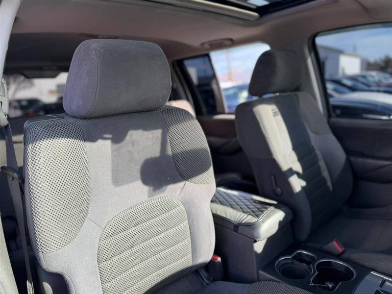 2008 Nissan Pathfinder SE