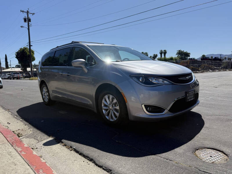 2017 Chrysler Pacifica Touring Plus