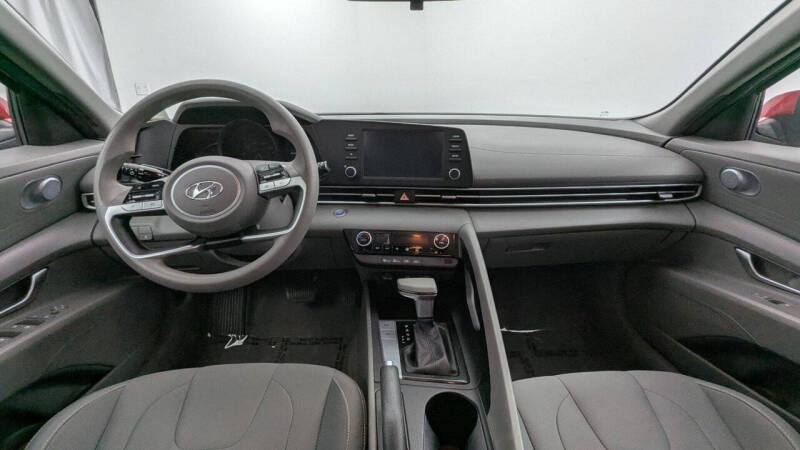 2022 Hyundai Elantra